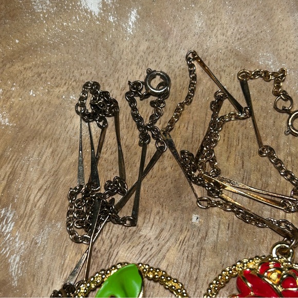 Vintage Green Calla Lilly & Red Rose Flower Gold Tone Necklaces - Picture 9 of 14